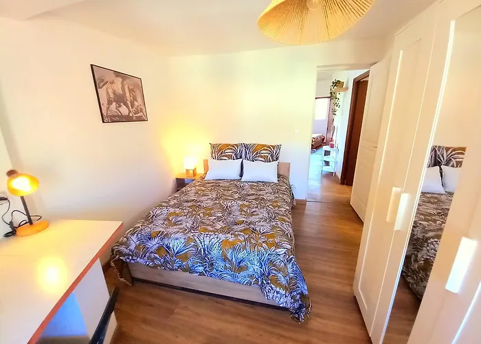 Διαμέρισμα T3 Aqui Es Besiers - Centre-historique - Cathedrale & Halles - Clim - Wifi - Free Parking Sur Demande *